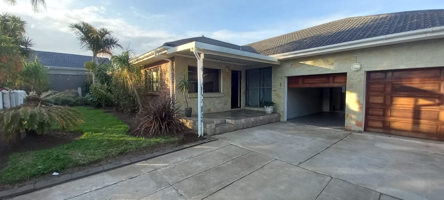 4 Bedroom Property for Sale in Dorchester Heights Eastern Cape
